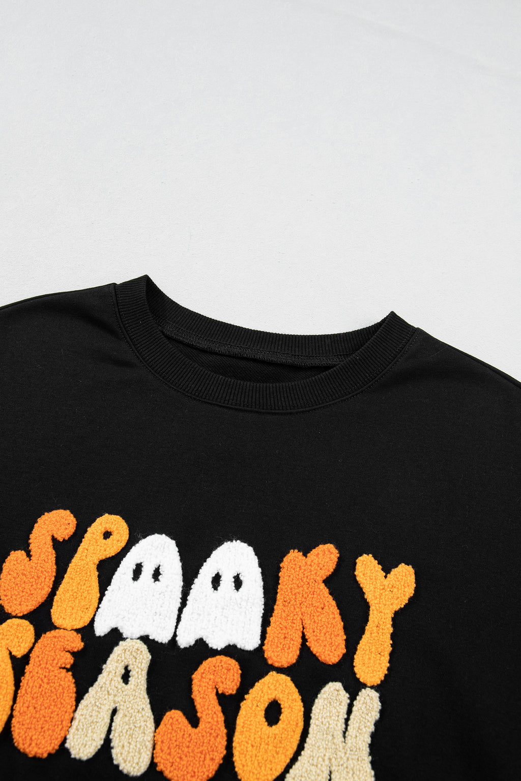 Color black Embroidered Spooky Season Graphic Long Sleeve Round Neck Pullover Sweatshirt