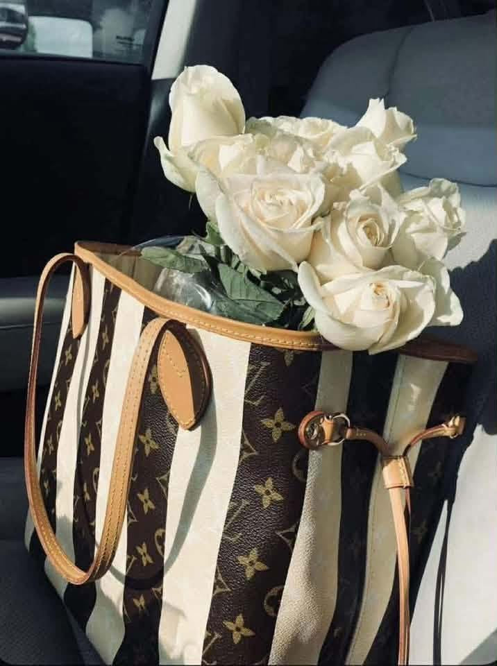 Luxe - Striped Monogram
