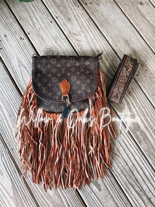 Luxe-Fringe Tooled Strap