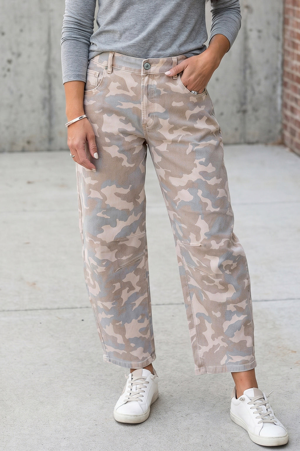 Khaki Camouflage Pattern Pocket Rivet Detail Ankle-Length Harem Fit Jeans